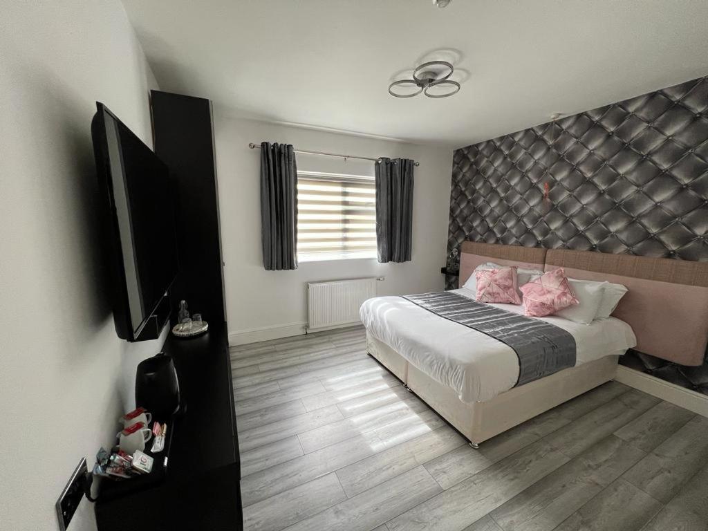 Charnwood Regency Guest House Лафборо Экстерьер фото